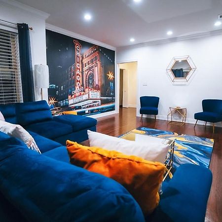The Blue Golden Luxury Modern 3- Bedroom Apartment In Chicago Exterior photo