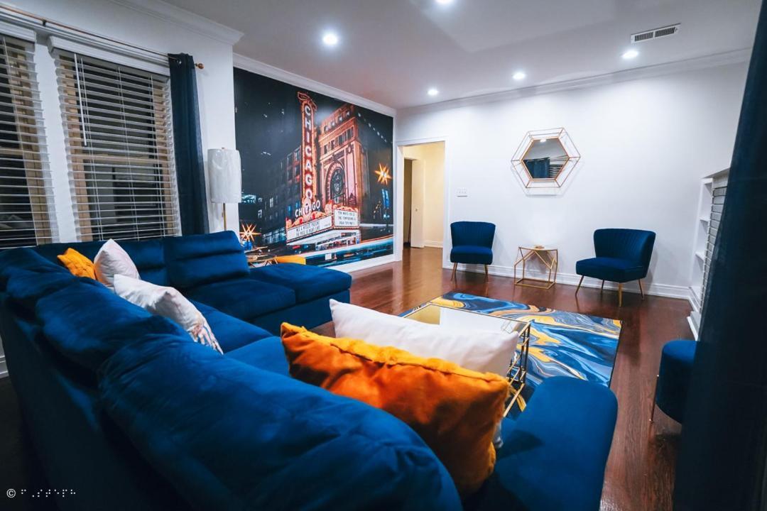 The Blue Golden Luxury Modern 3- Bedroom Apartment In Chicago Exterior photo